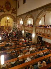 Weihnachtskonzert (2).jpg